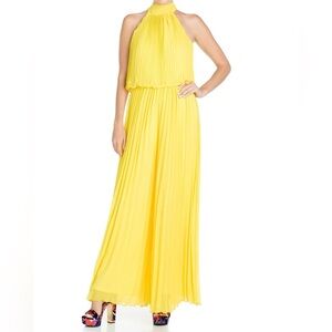 Yellow Meghan LA Fabulous Wild Orchid Pleat Jumpsuit Size L